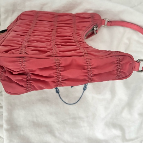 Prada Hobo Tessuto Gaufre with Saffiano - Picture 5 of 10